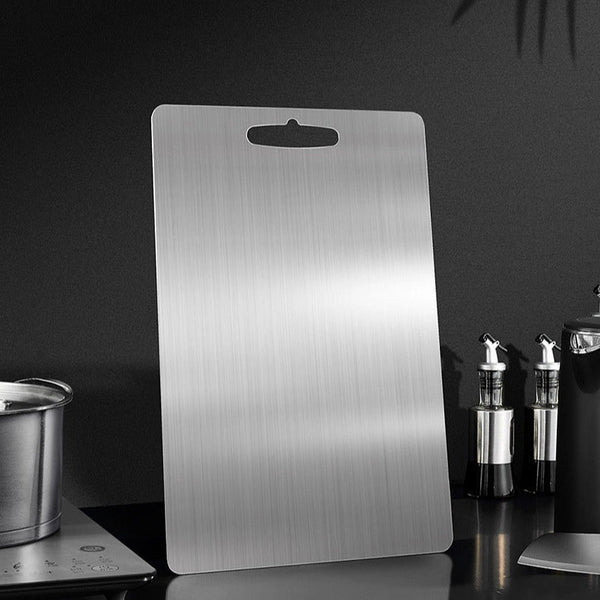 Why Titanium Cutting Boards Are the Best Choice for a Non-Toxic Kitchen