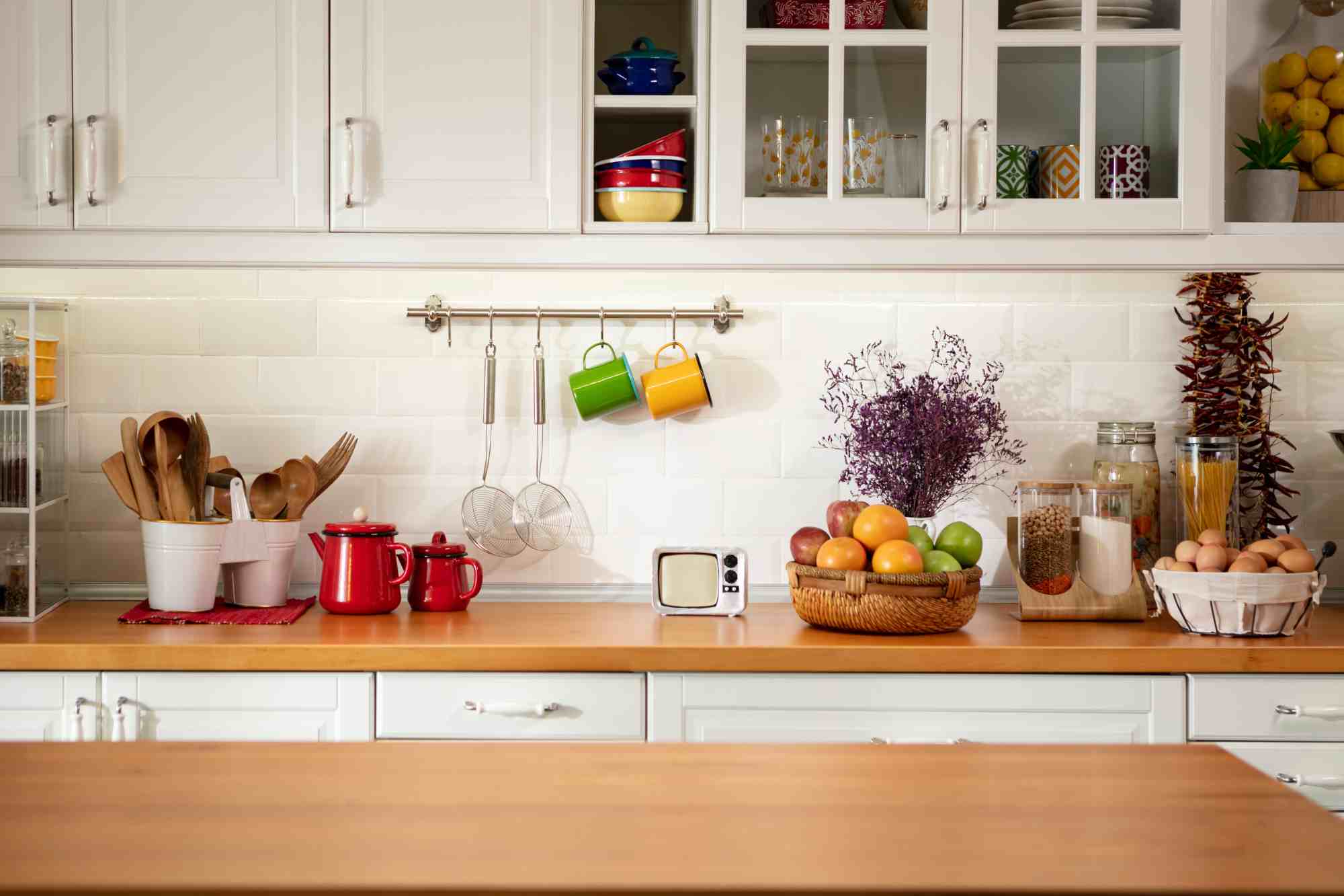 Endocrine Disruptors in Kitchen Products: What You Need to Know ...