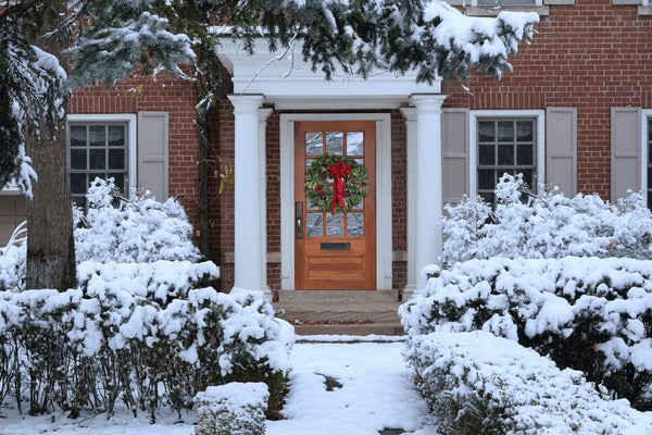 The Art of the Cozy, Chemical-Free Winter Home